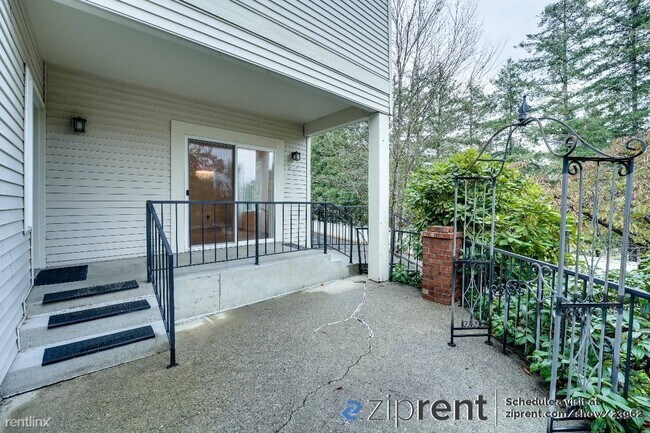 Foto del edificio - 3 br, 2.5 bath Townhome - 10909 Avondale R...