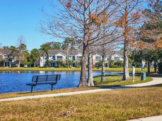Building Photo - 8933 Manor Loop