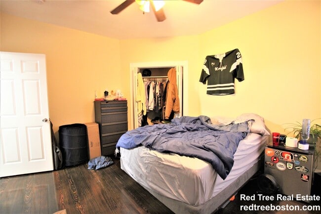 Foto del edificio - 17 Parker Hill Ave