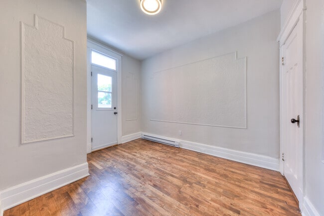 Photo du bâtiment - 3406 Av Patricia