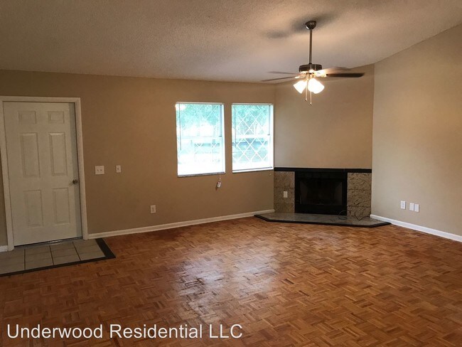 Building Photo - 4 br, 2 bath House - 9445 SE 110th St.