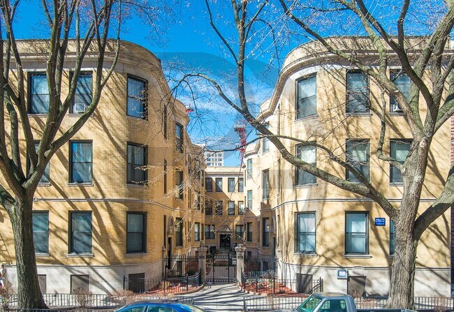 Foto del edificio - 1224 N Dearborn St
