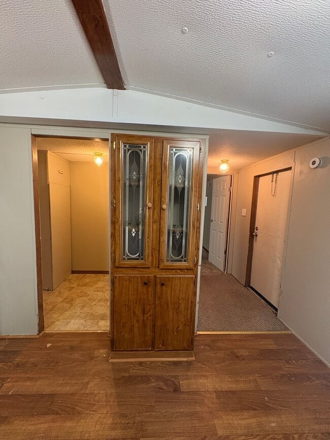 Foto del edificio - 3 Bed 2 Bath Mobile Home in Yorktowne!