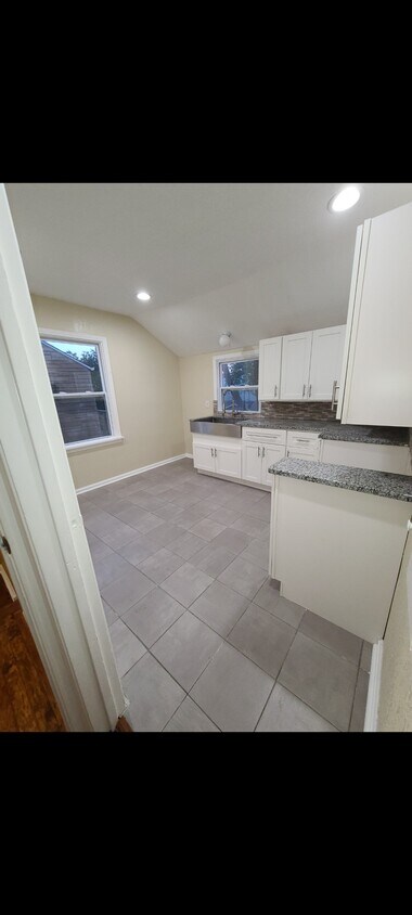 Foto principal - 3961A N 30th St