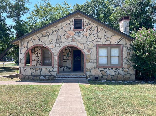 Primary Photo - 301 English St
