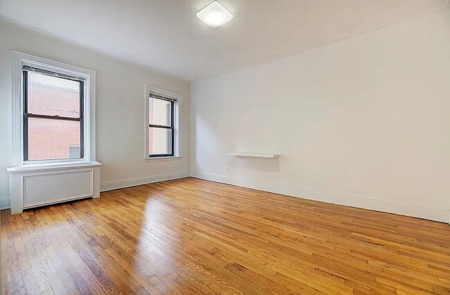 Building Photo - 301 East 53rd Street