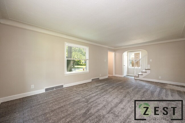 Building Photo - BEAUTIFUL 3 BD 1.5 BATH HOME!