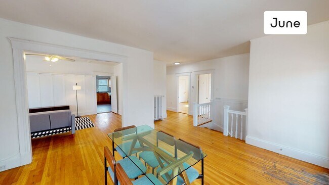 Building Photo - ROOM ONLY in 5-bed/2.0-bath Home