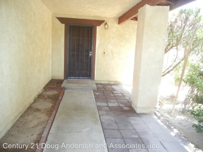 Building Photo - 603 W Avenue J12
