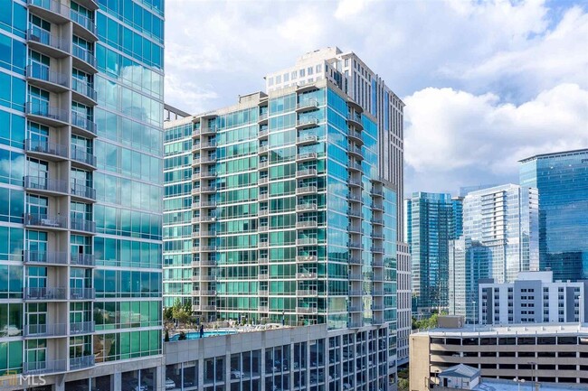 Building Photo - 943 Peachtree St NE