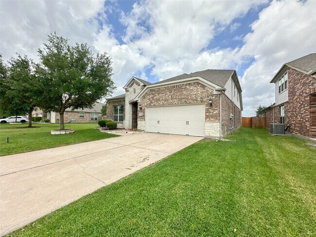 Building Photo - 25322 Alverstone Drive