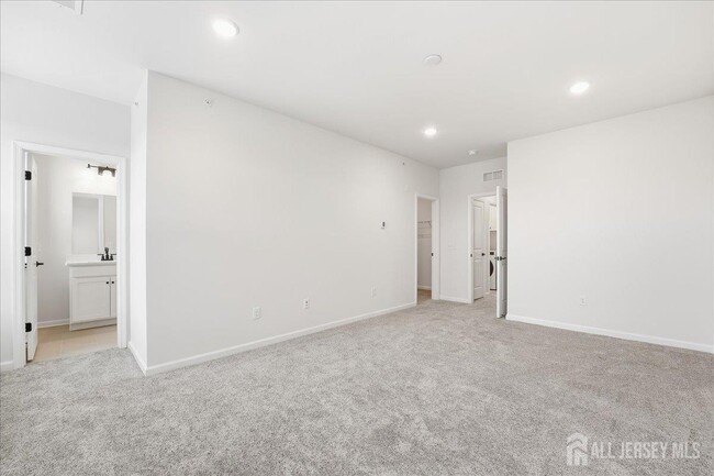 Building Photo - 216 Jessie Pl