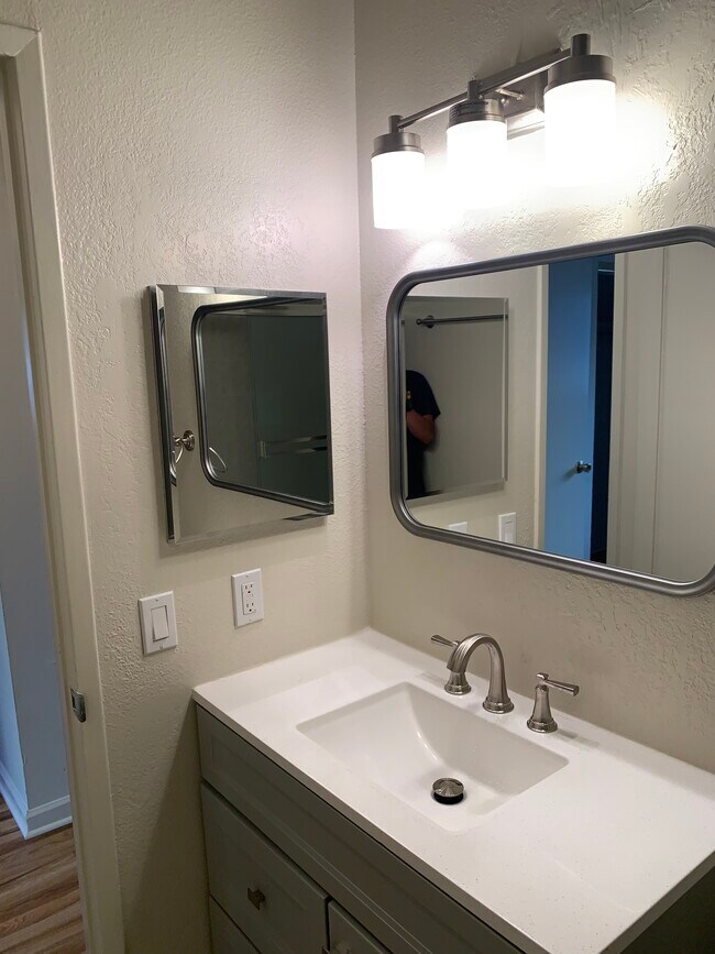 Bathroom - 1990 San Luis Ave