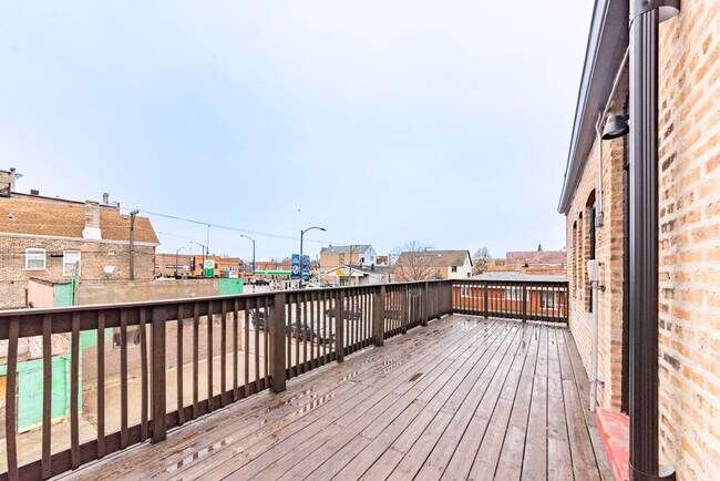 Foto del edificio - High end pilsen 2 bed