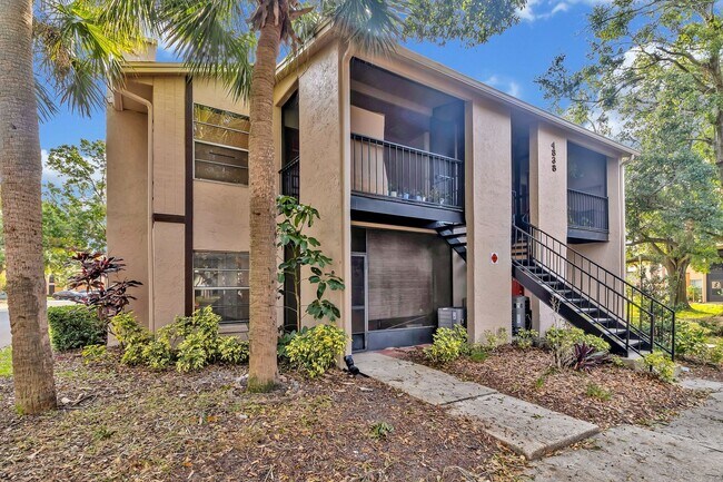 Foto del edificio - Beautiful 2/2 Condo close to the Orlando International Airport. 1st floor.