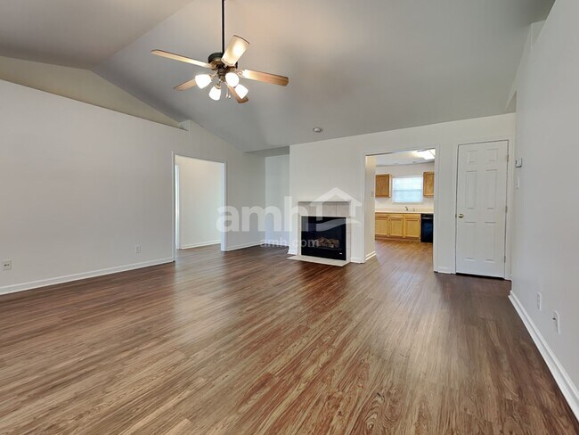 Building Photo - 2941 Country Meadows