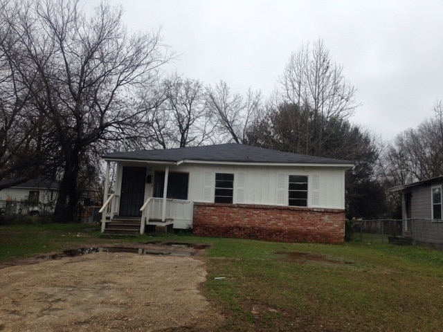 Building Photo - 6205 Rufus Dr