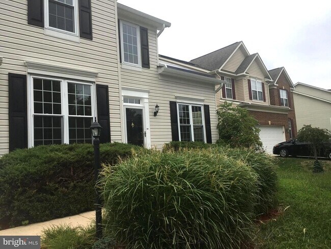 Building Photo - 12910 Belle Meade Trace