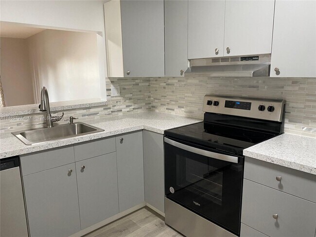 Building Photo - 11293 SW 88th St