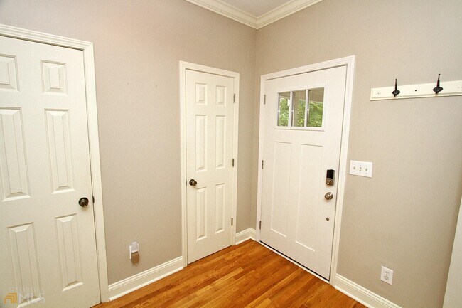 Foto del edificio - 572 Auburn Ave NE