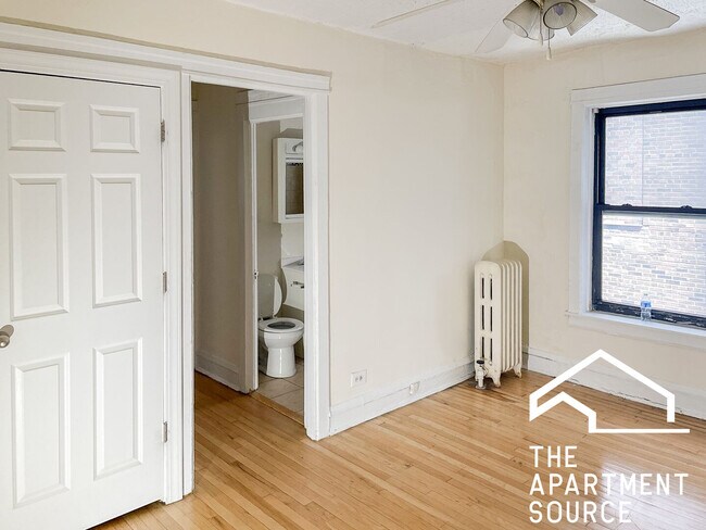 Foto del edificio - 514 W Cornelia Ave