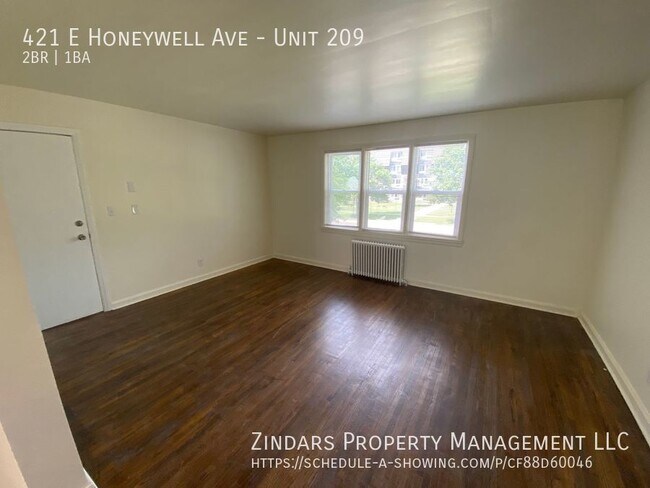 Foto del edificio - 421 E Honeywell Ave