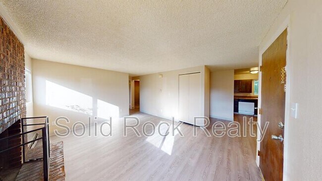 Foto del edificio - 4740 Scenic Cir