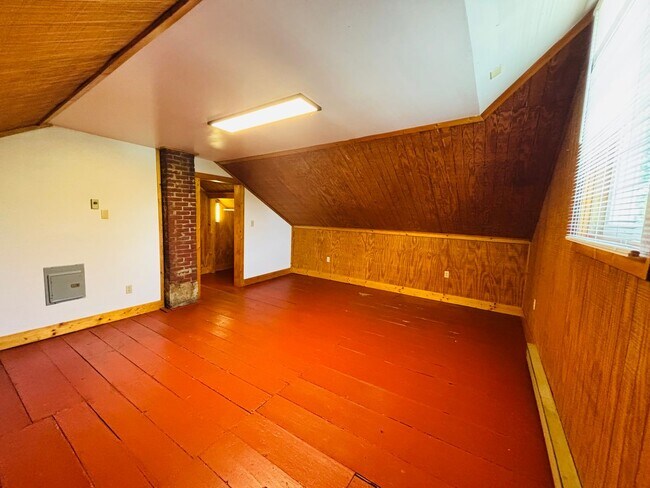 Foto del edificio - 1 Bedroom 1 Bath Duplex