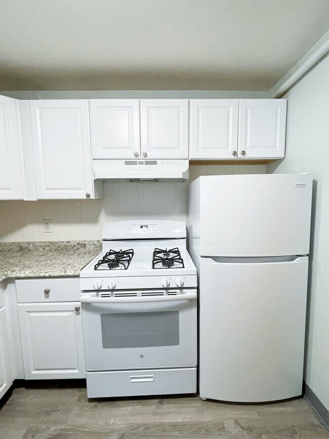 Building Photo - 211 W Squantum St