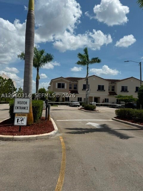 Foto del edificio - 2802 NW 181st St