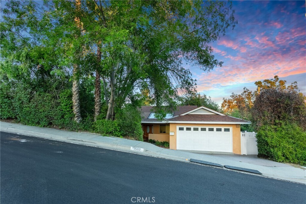 Foto principal - 1540 S Sunrise Dr