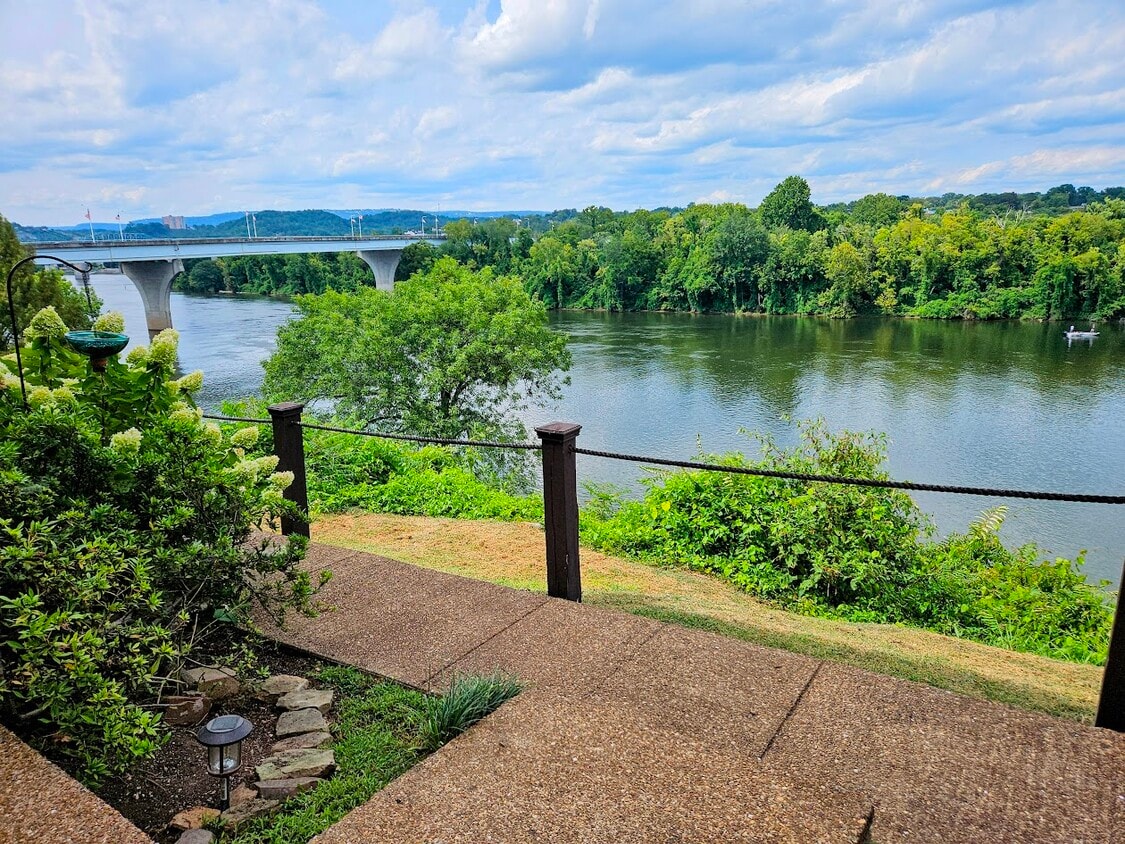 Photo - 637 Battery Pl (Chattanooga, TN)