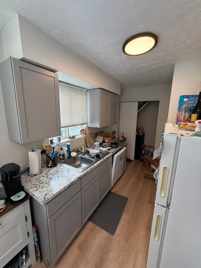 Photo - 1250 Lilac Ave House