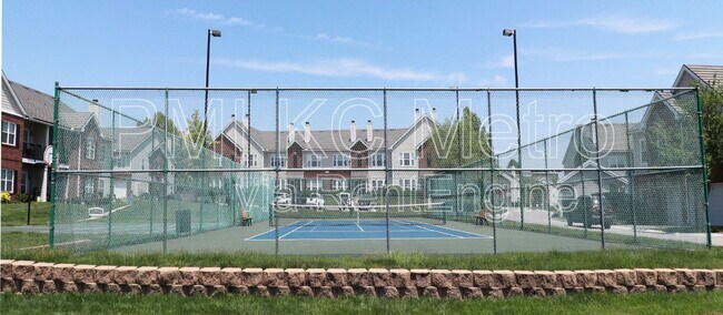 Foto del edificio - 11624 Tomahawk Creek Pkwy