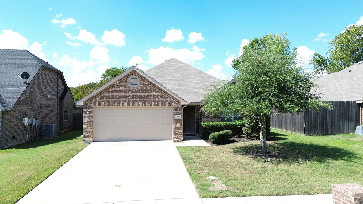 Primary Photo - 11612 Michele Dr