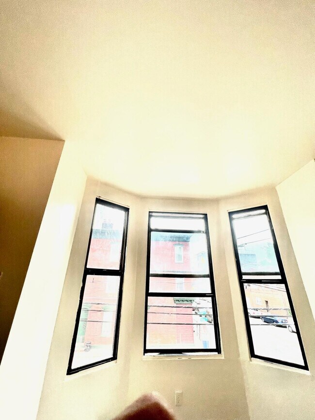 Foto del edificio - 340 Communipaw Ave