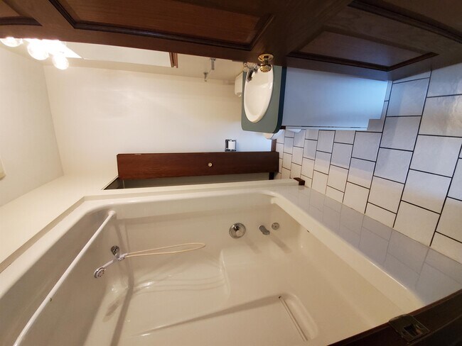 Foto del edificio - 1323 Ludington St
