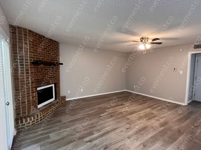 Building Photo - 3997 Tuscany Dr