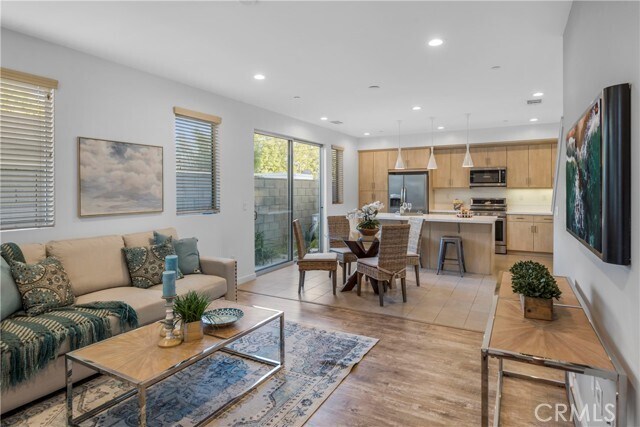 Foto del edificio - 1942 Vitae Pl