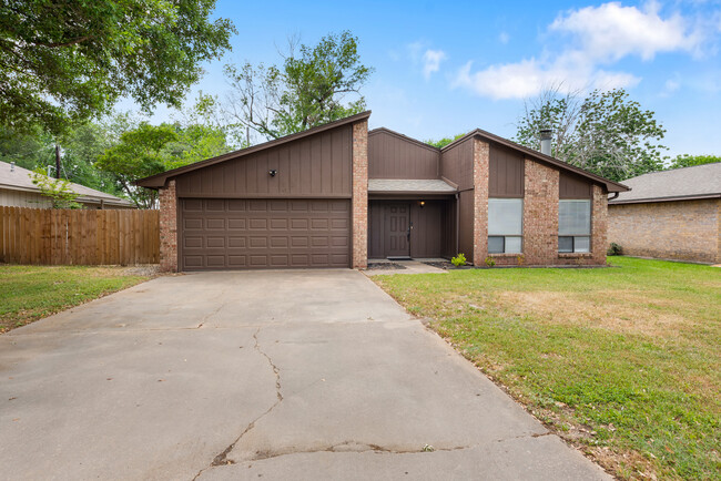 Foto del edificio - 4136 Willow Oak St