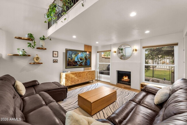 Foto del edificio - 7609 N Lynn Oaks Dr