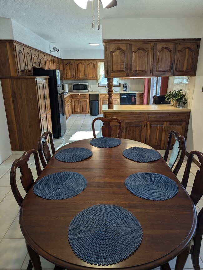 Foto del edificio - 530 Shawnee Rd