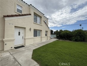 Building Photo - 253 S Junipero Serra Dr