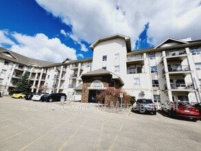 Building Photo - 330 Clareview Station Dr NW