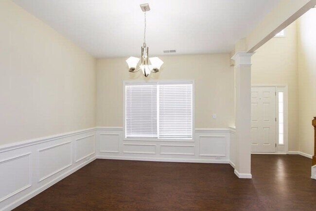 Foto del edificio - 123 Morrocroft Ln