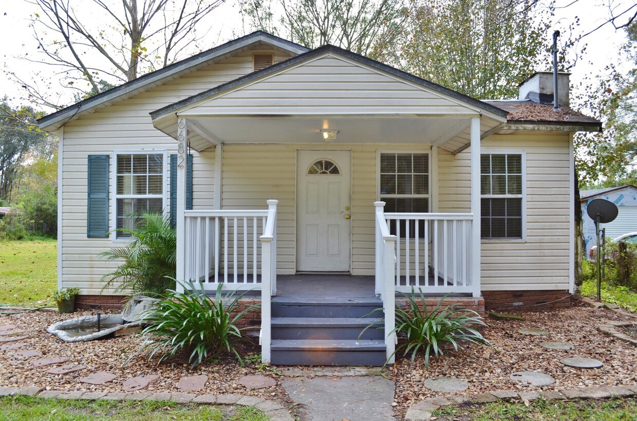 Foto principal - 6682 Barney Rd