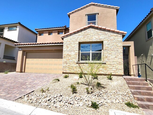 Building Photo - Summerlin Brand New Home Never Lived in! I...