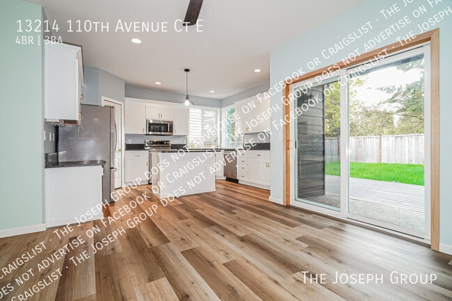 Foto del edificio - 13214 110th Ave Ct E