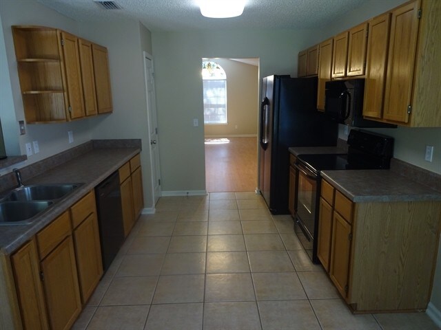 Foto del edificio - 785 Port Wine Lane