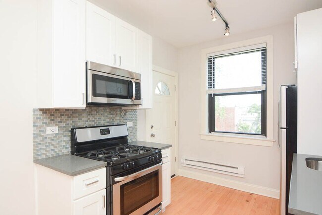 Foto del edificio - 2322 N Rockwell St
